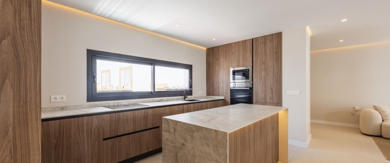 Resale - apartment - Estepona - Estepona Centro