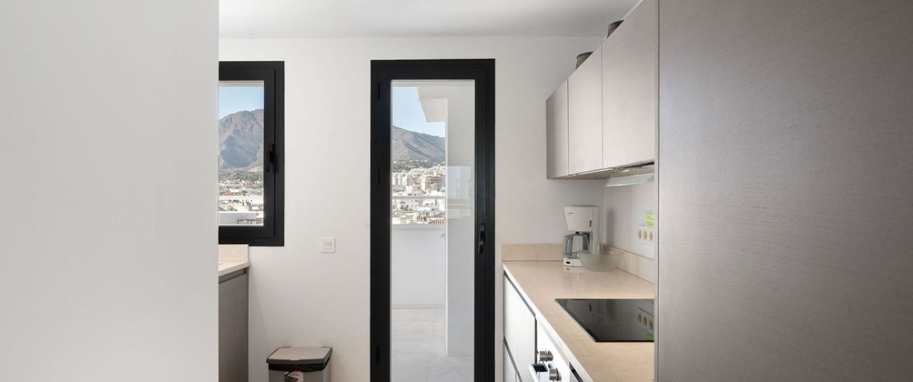 Resale - apartment - Estepona - Estepona Centro