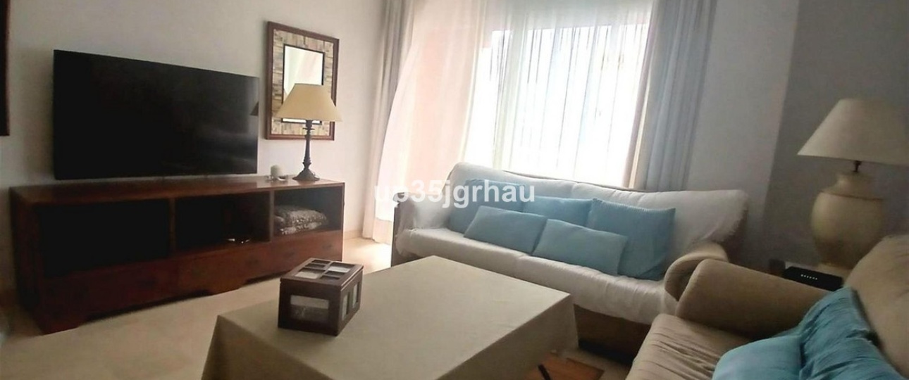 Resale - apartment - Estepona - Estepona Centro