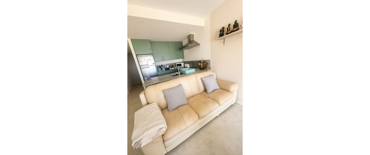 Resale - apartment - Estepona - Estepona Centro