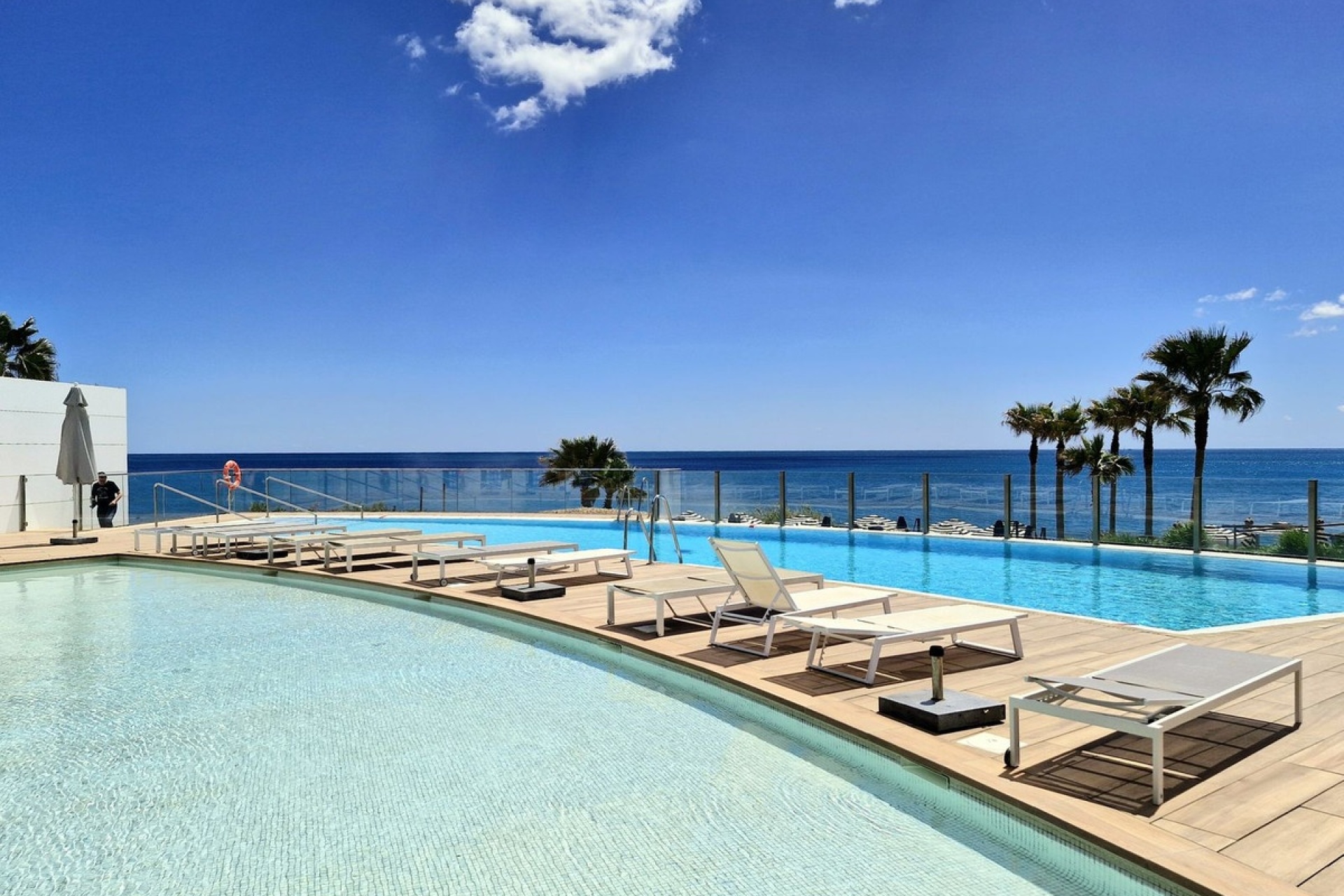 Resale - apartment - Estepona - Estepona Centro