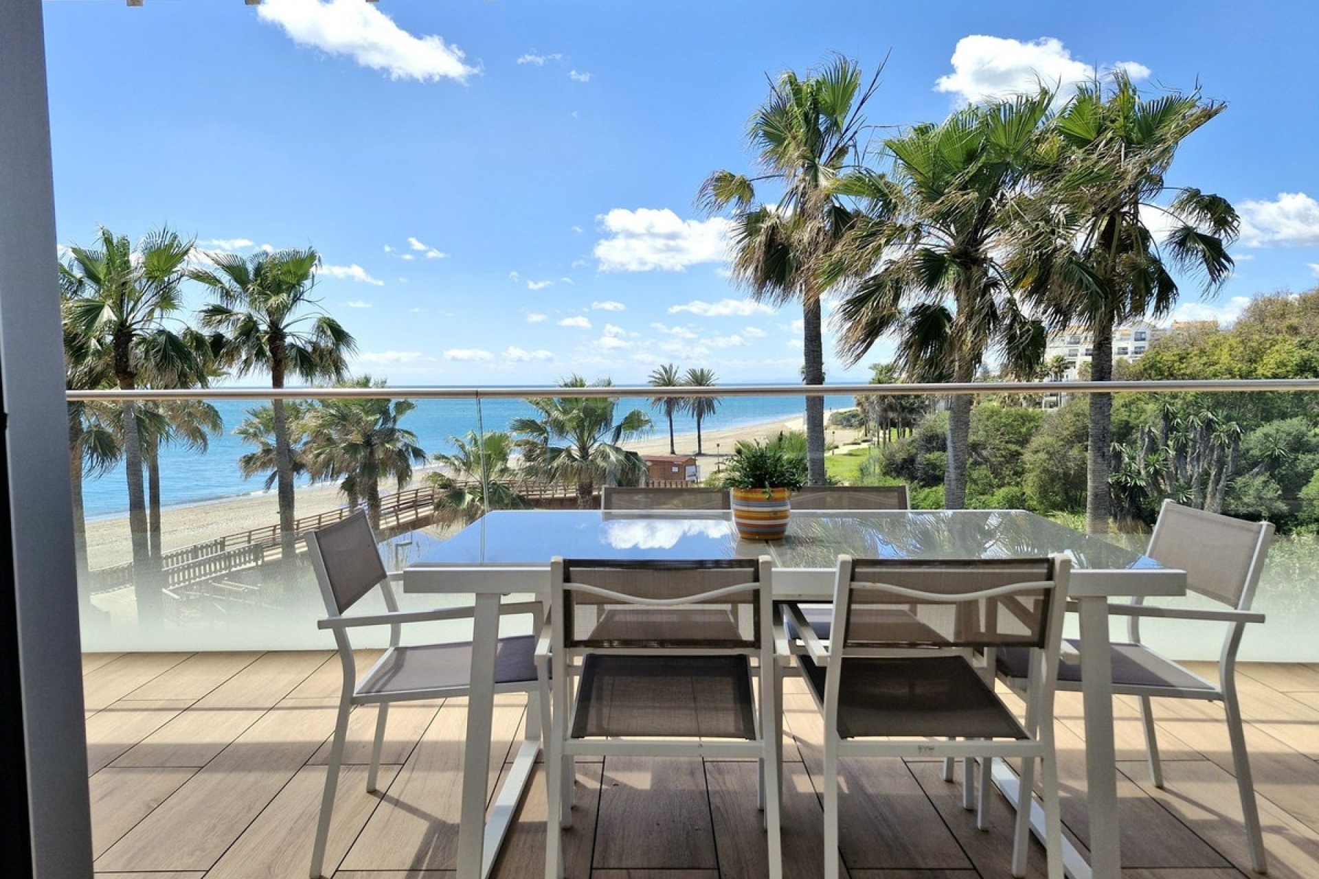 Resale - apartment - Estepona - Estepona Centro