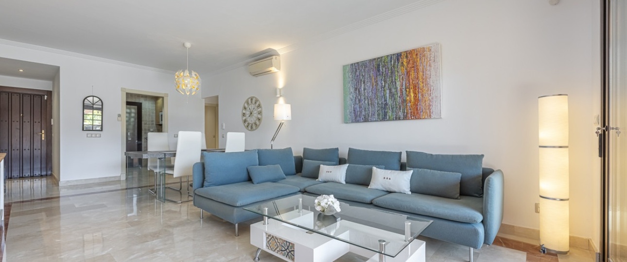 Resale - apartment - Estepona - Estepona Centro