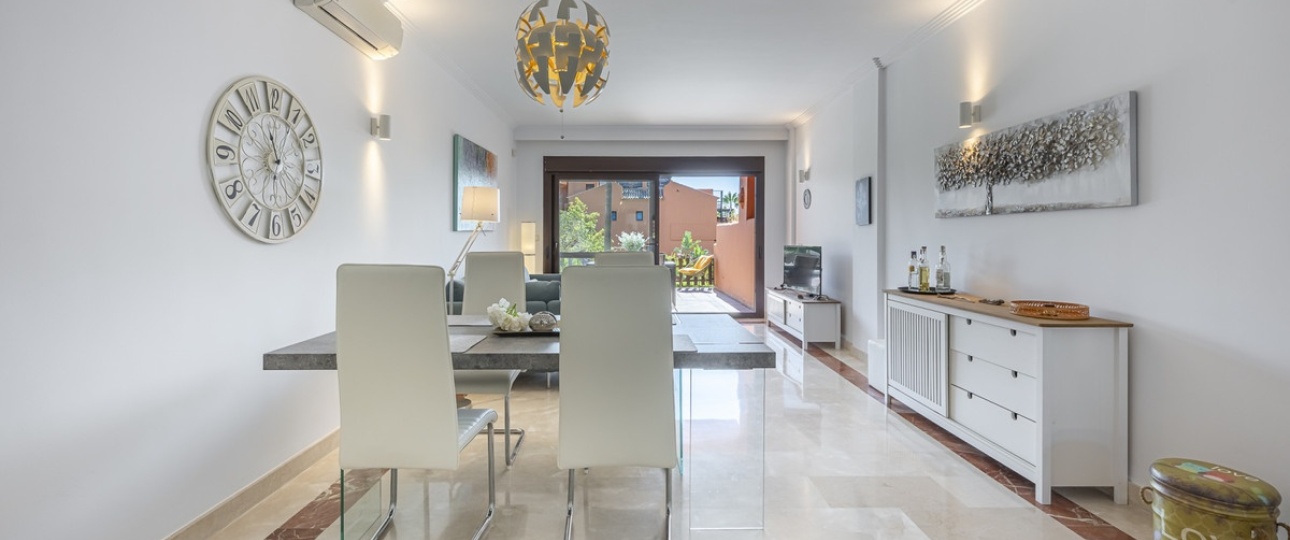 Resale - apartment - Estepona - Estepona Centro
