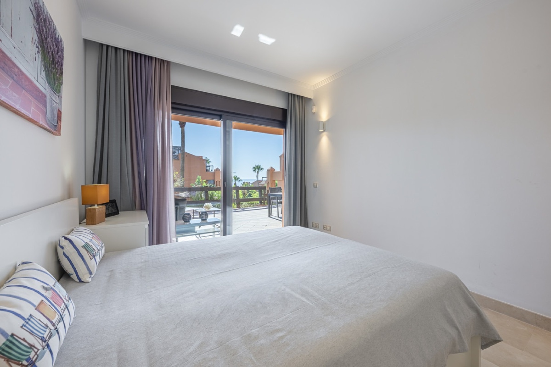 Resale - apartment - Estepona - Estepona Centro