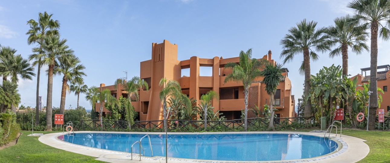 Resale - apartment - Estepona - Estepona Centro