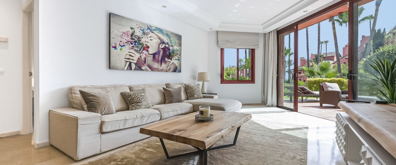 Resale - apartment - Estepona - Estepona Centro