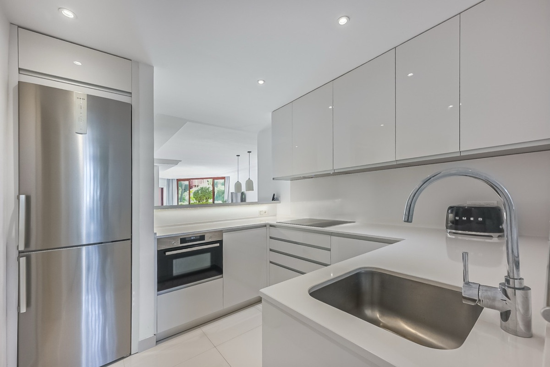 Resale - apartment - Estepona - Estepona Centro