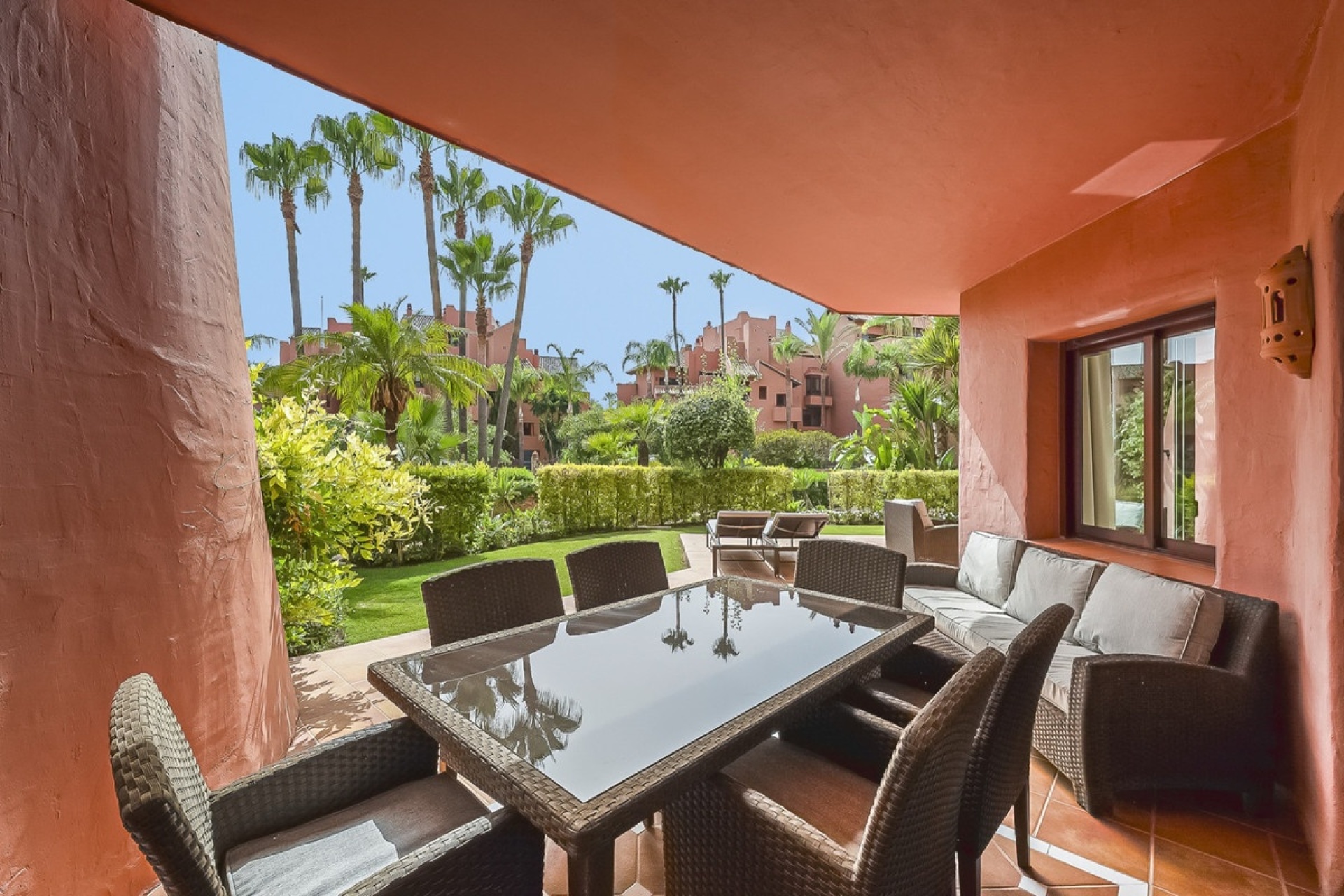 Resale - apartment - Estepona - Estepona Centro