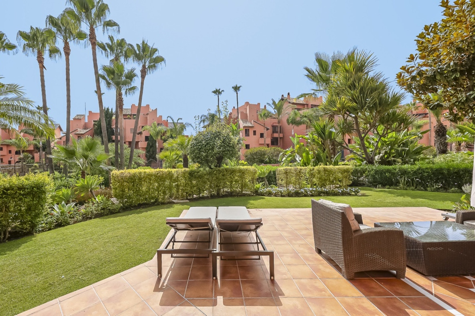 Resale - apartment - Estepona - Estepona Centro