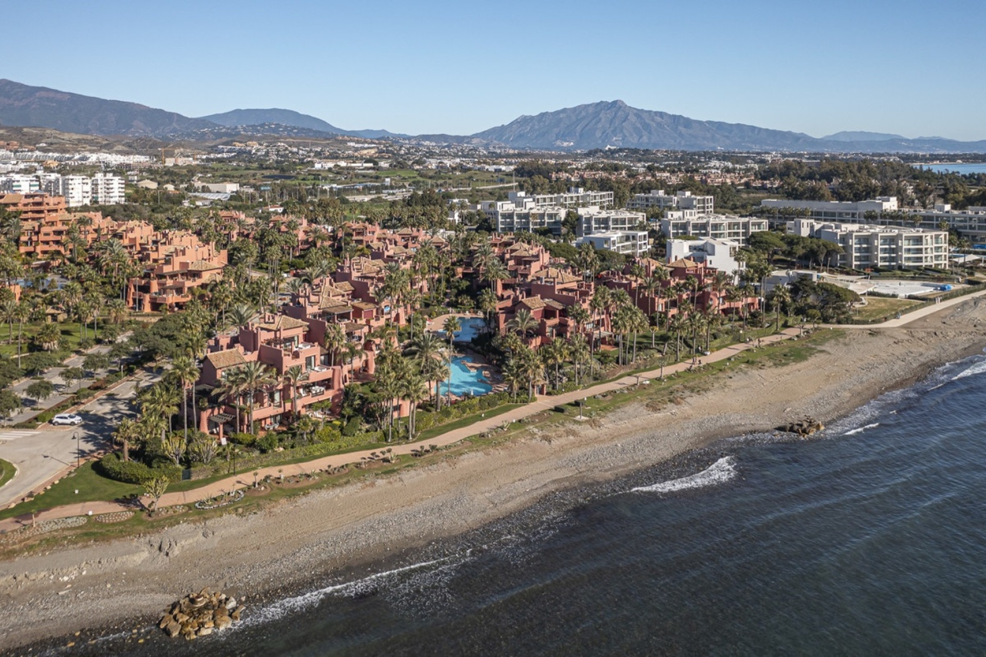 Resale - apartment - Estepona - Estepona Centro