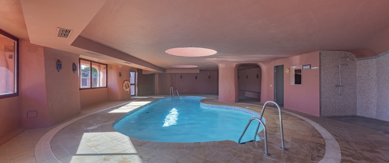 Resale - apartment - Estepona - Estepona Centro