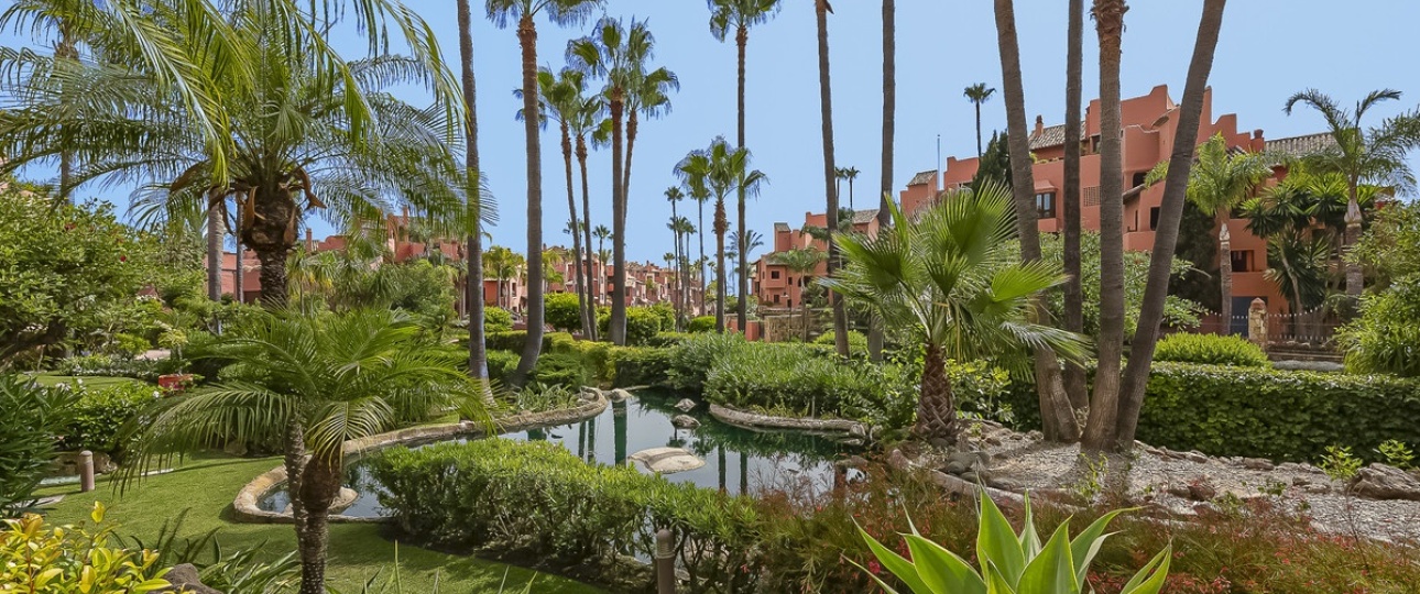 Resale - apartment - Estepona - Estepona Centro