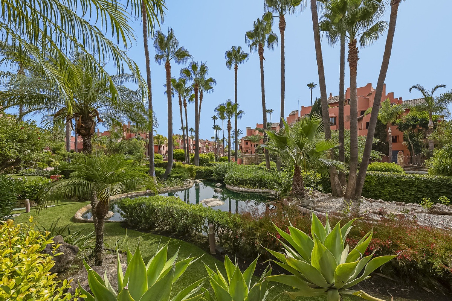 Resale - apartment - Estepona - Estepona Centro
