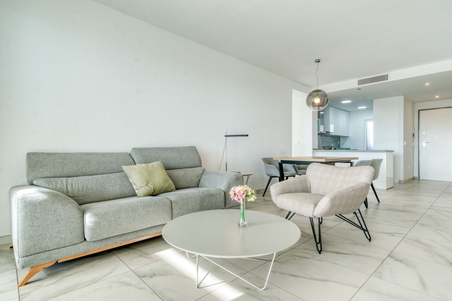 Resale - apartment - Estepona - Estepona Centro