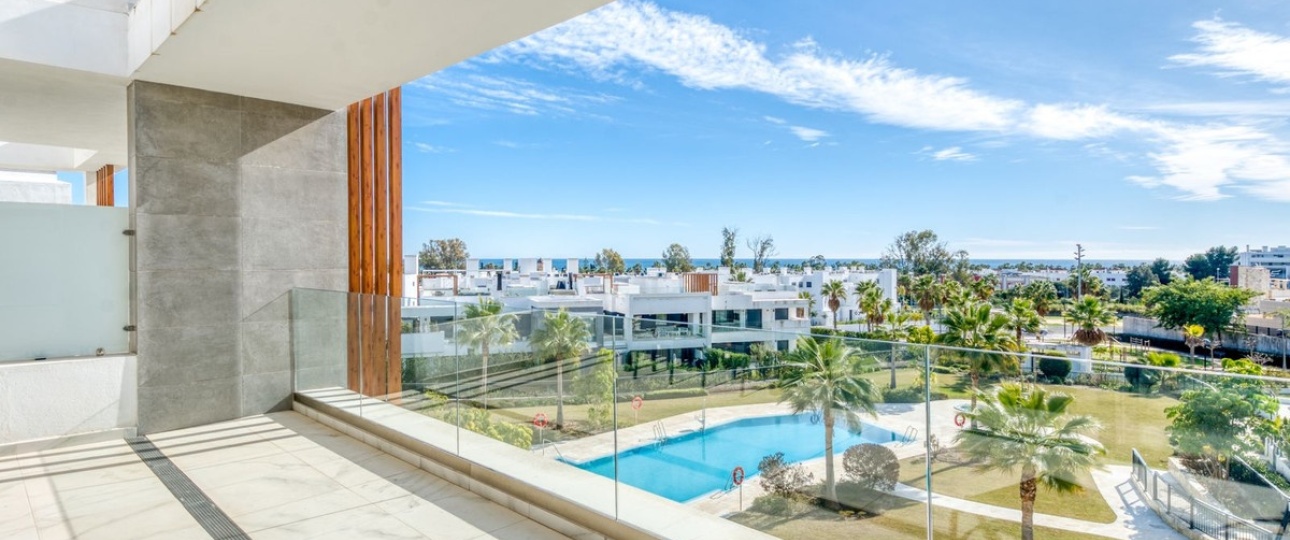Resale - apartment - Estepona - Estepona Centro