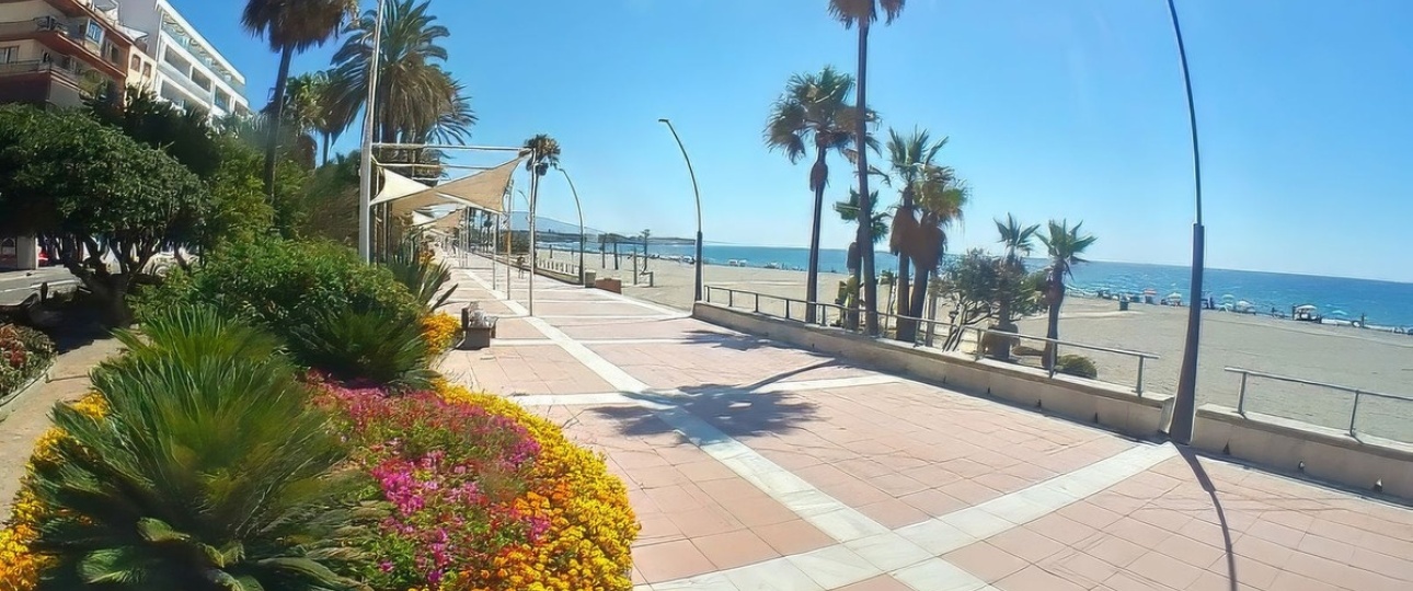 Resale - apartment - Estepona - Estepona Centro