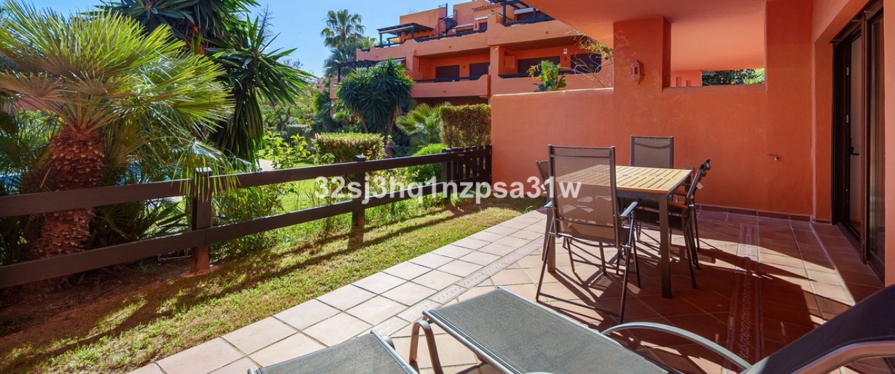 Resale - apartment - Estepona - Estepona Centro