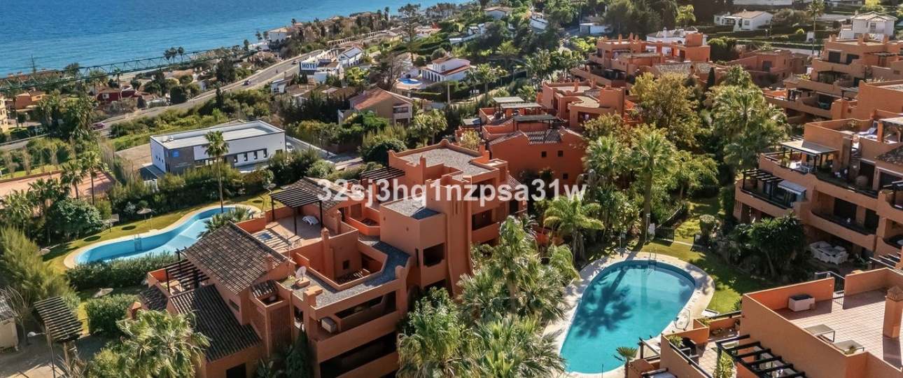 Resale - apartment - Estepona - Estepona Centro
