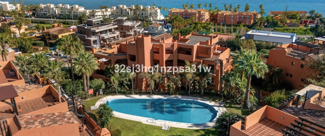 Resale - apartment - Estepona - Estepona Centro
