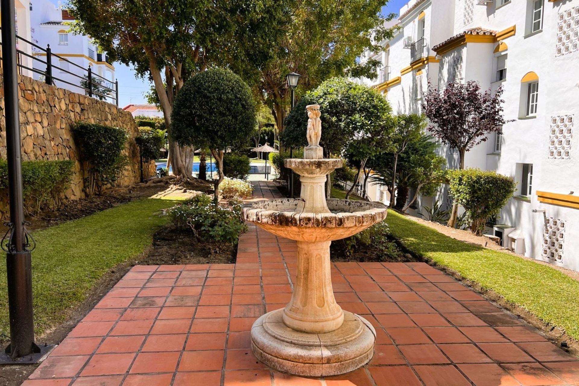 Resale - apartment - Estepona - Estepona Centro