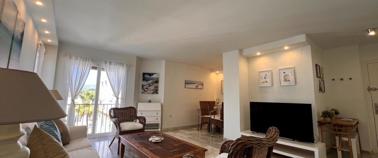 Resale - apartment - Estepona - Estepona Centro