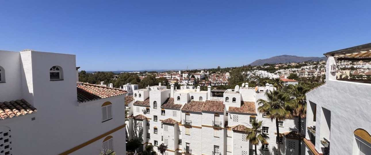 Resale - apartment - Estepona - Estepona Centro