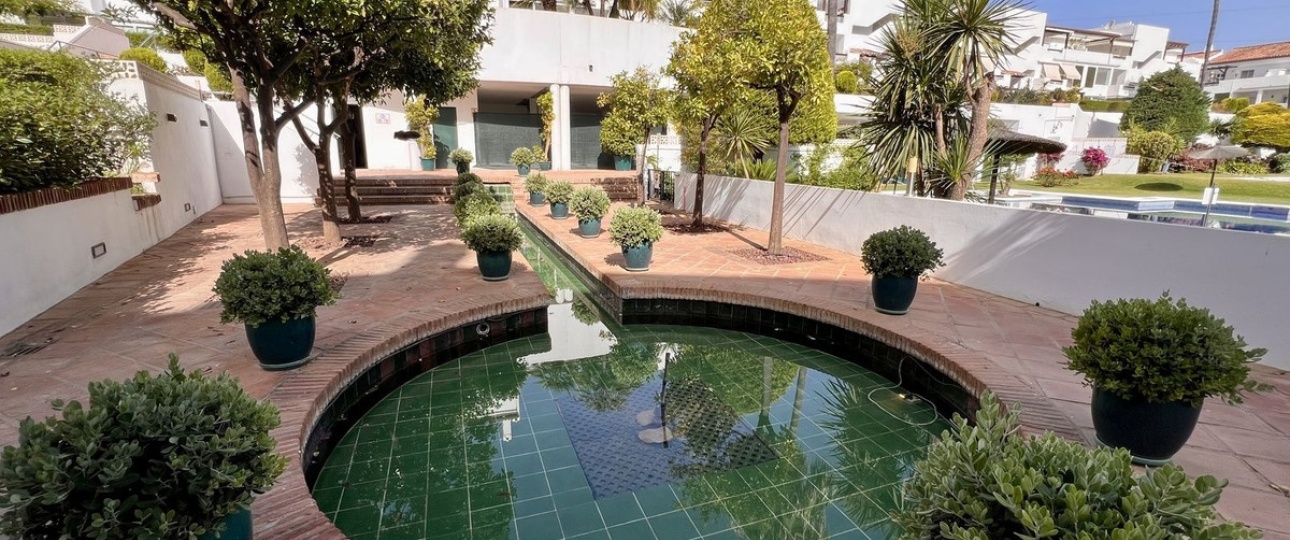 Resale - apartment - Estepona - Estepona Centro