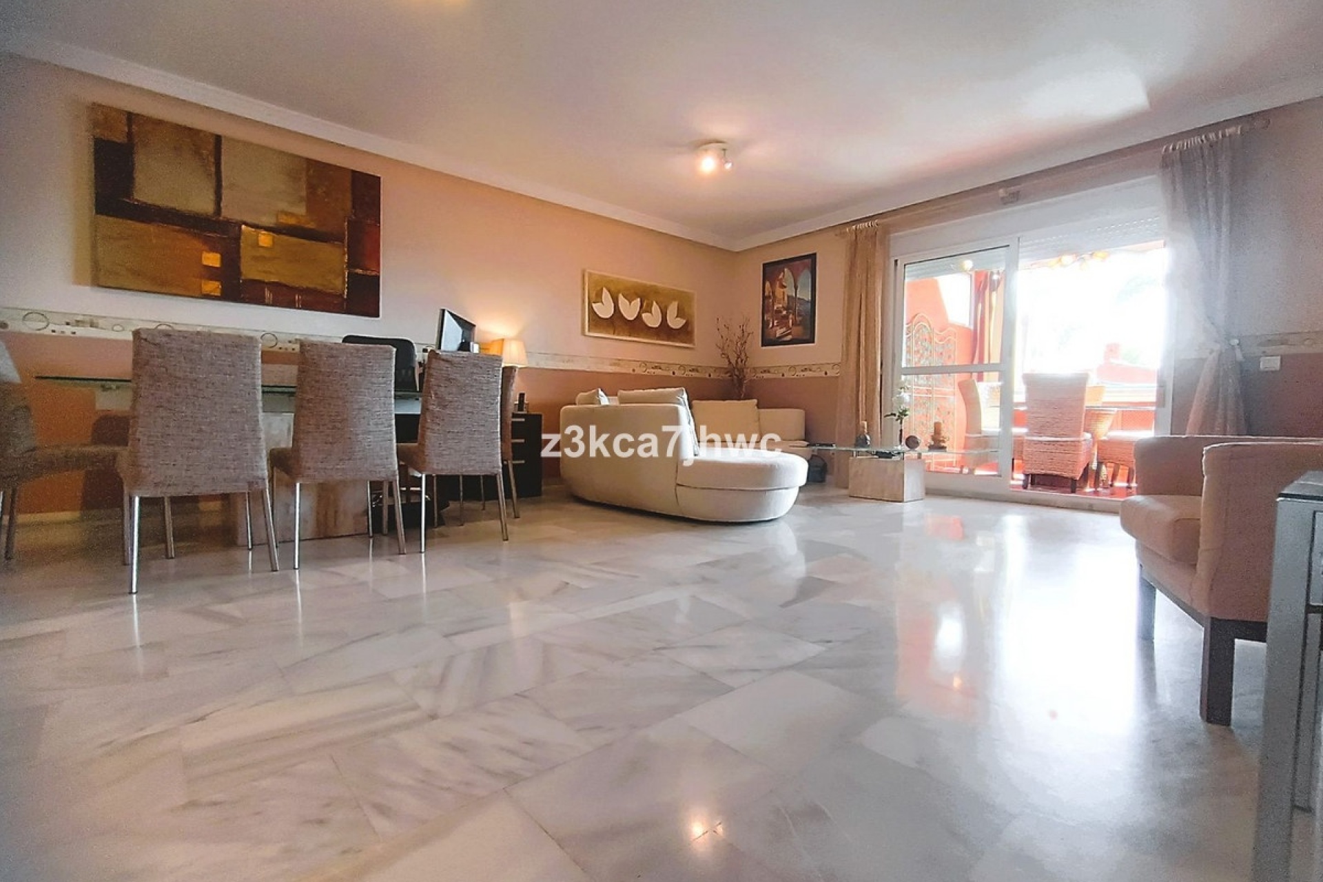 Resale - apartment - Estepona - Estepona Centro