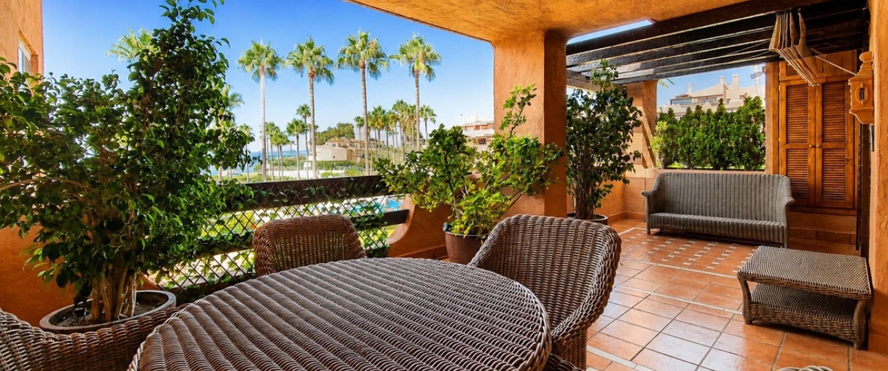 Resale - apartment - Estepona - Estepona Centro
