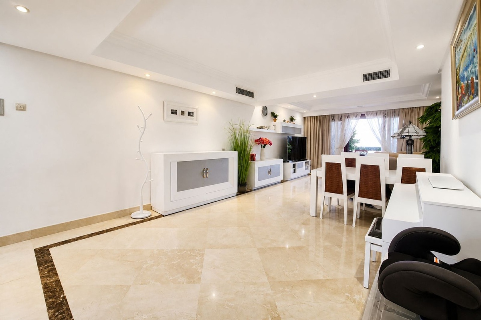 Resale - apartment - Estepona - Estepona Centro