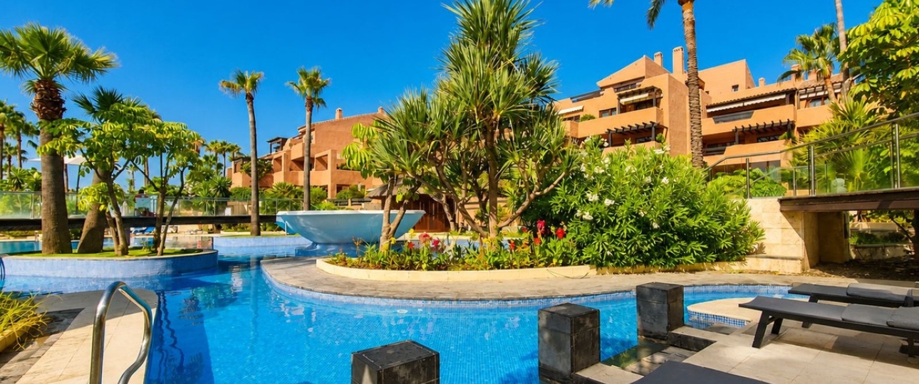 Resale - apartment - Estepona - Estepona Centro