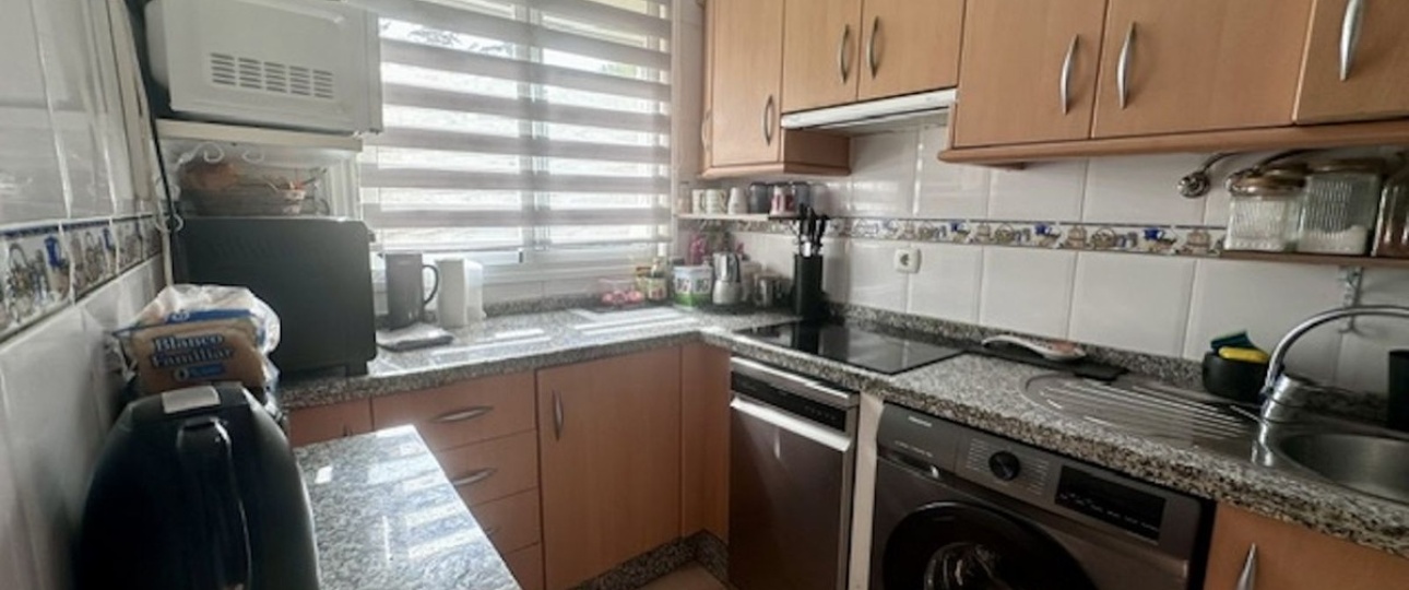 Resale - apartment - Estepona - Estepona Centro