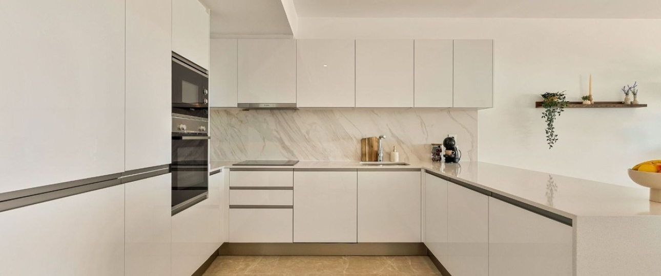 Resale - apartment - Estepona - Estepona Centro
