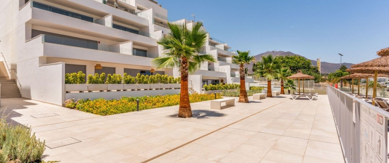 Resale - apartment - Estepona - Estepona Centro