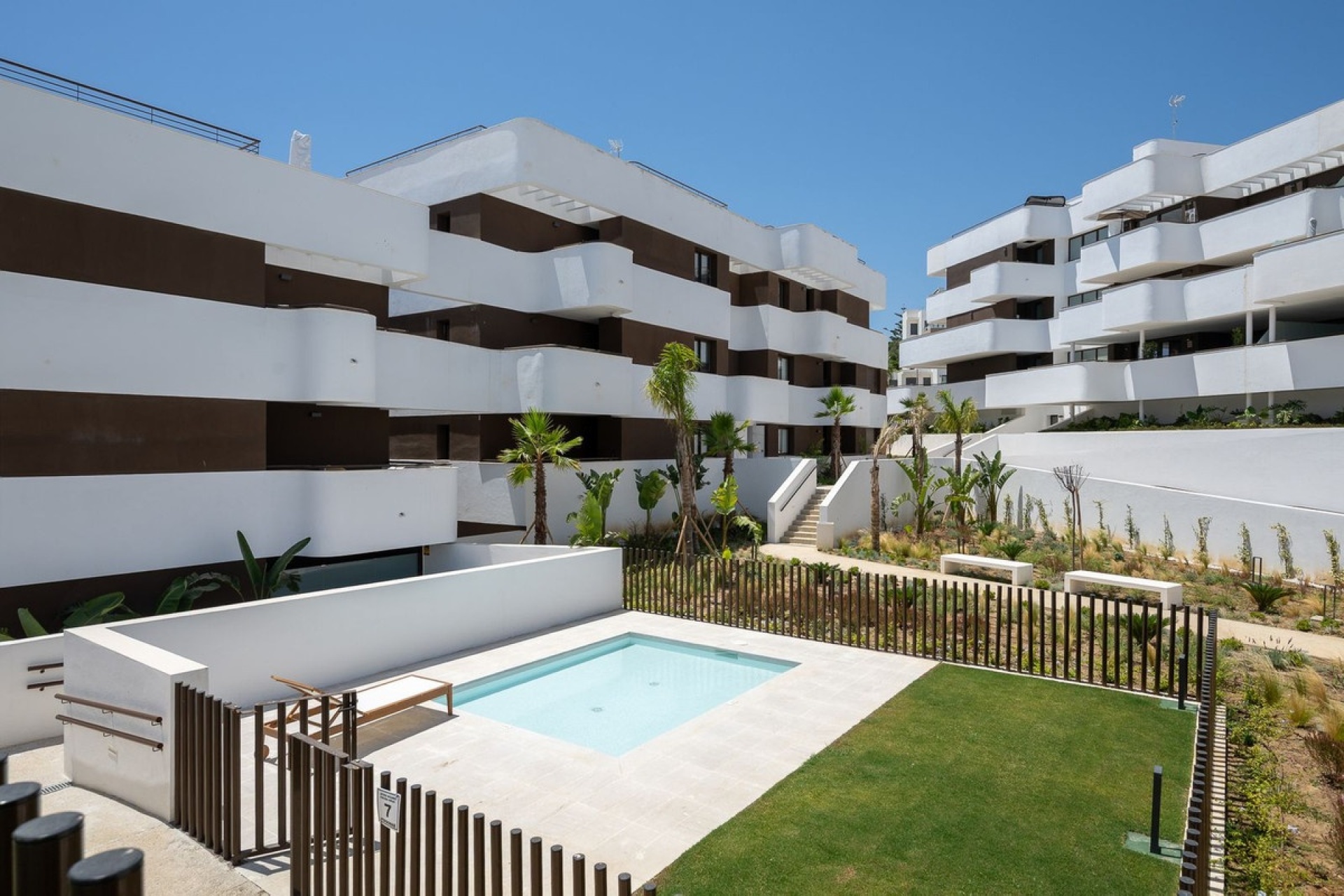 Resale - apartment - Estepona - Estepona Centro