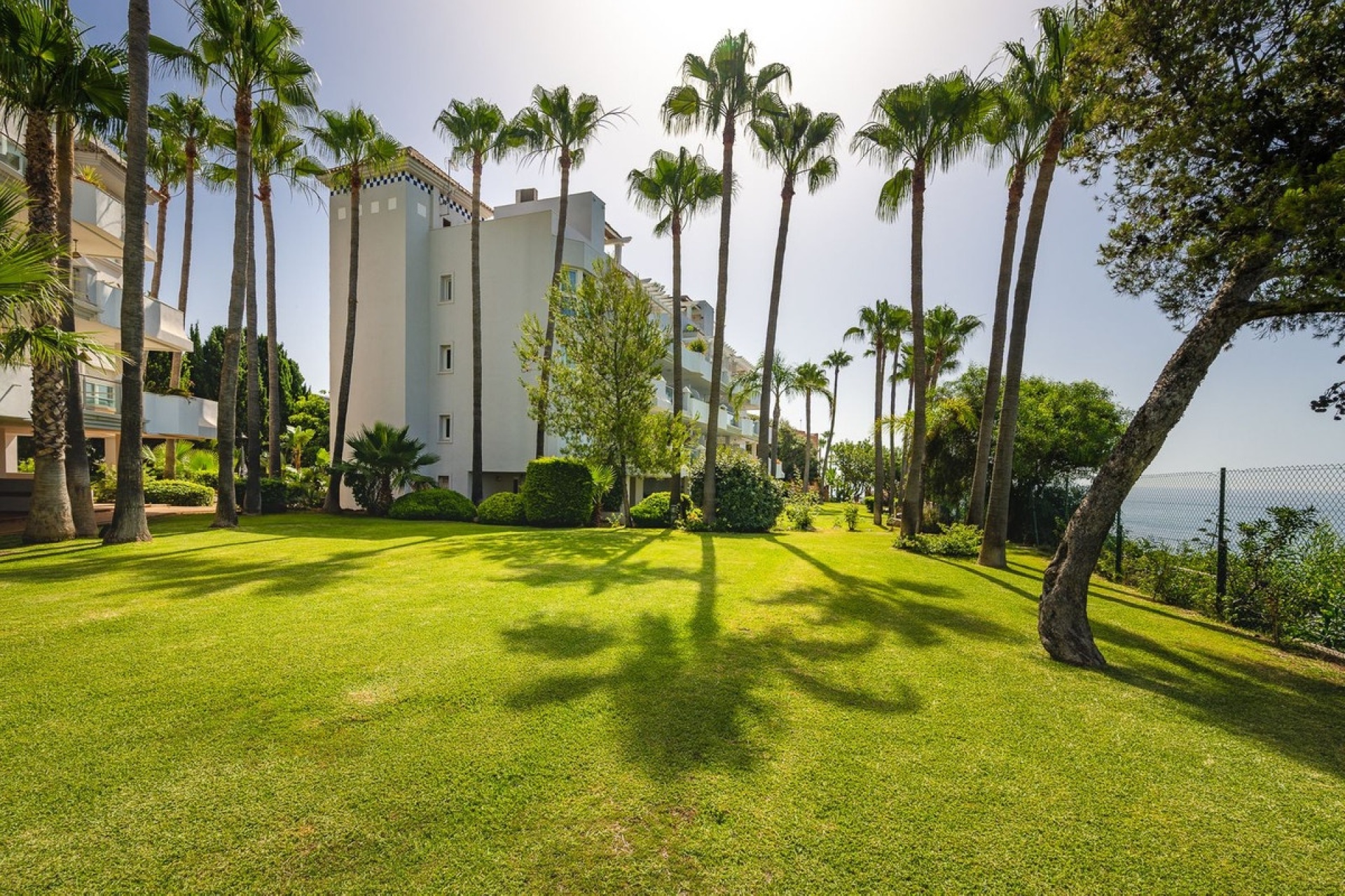 Resale - apartment - Estepona - Estepona Centro
