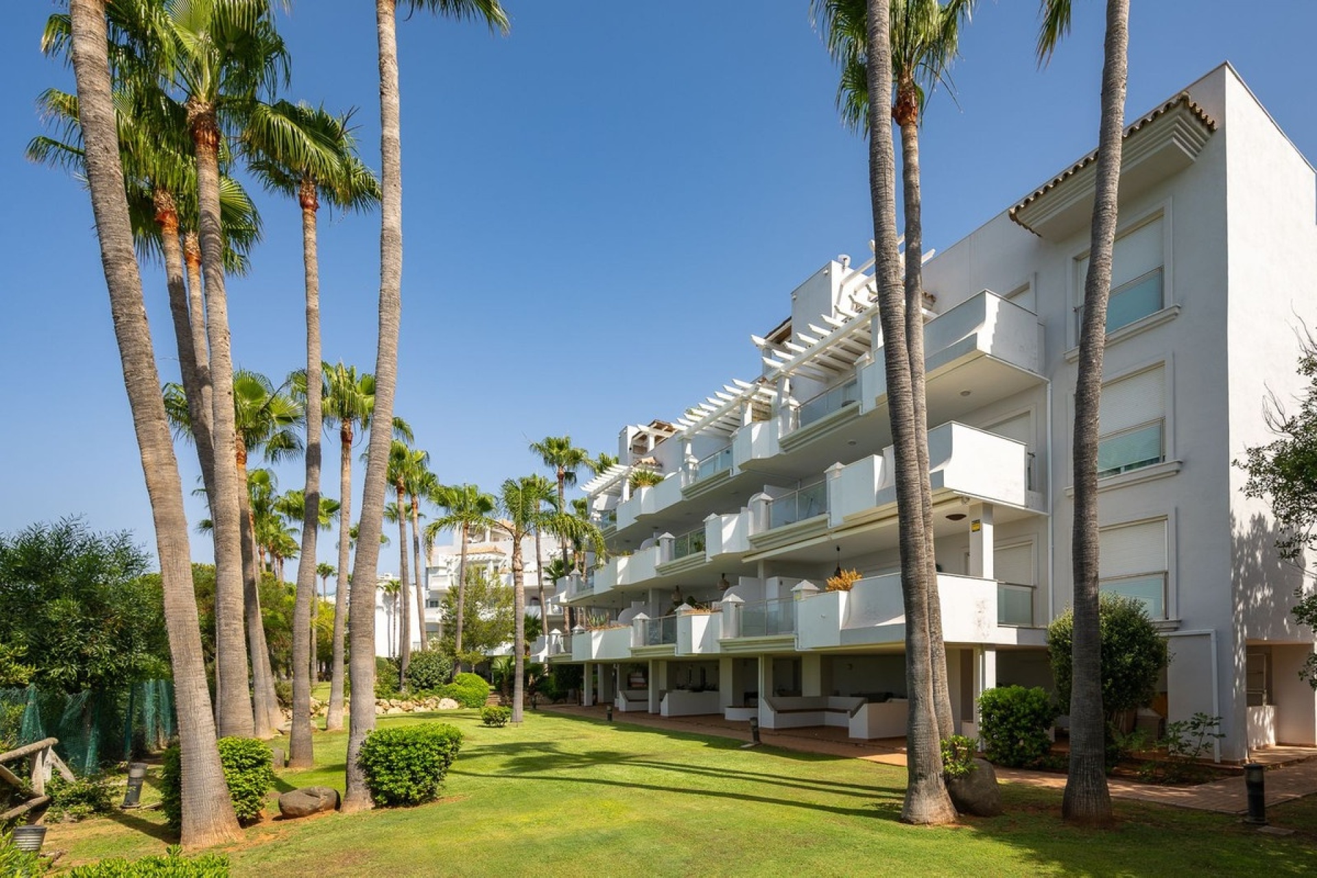 Resale - apartment - Estepona - Estepona Centro