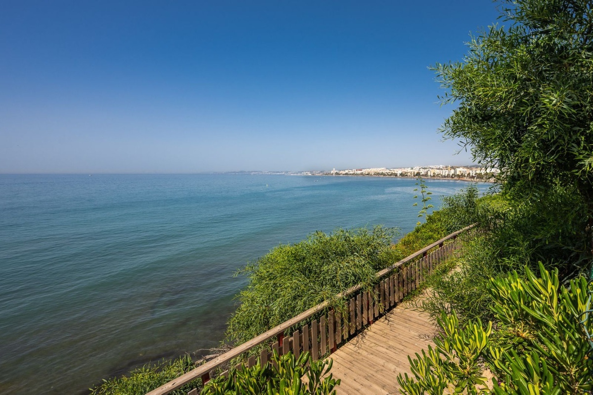 Resale - apartment - Estepona - Estepona Centro