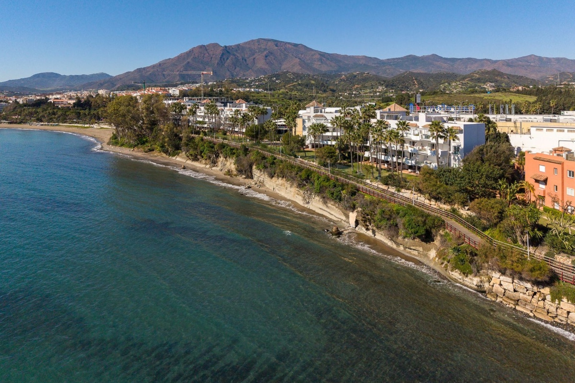 Resale - apartment - Estepona - Estepona Centro