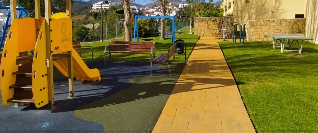 Resale - apartment - Estepona - Estepona Centro