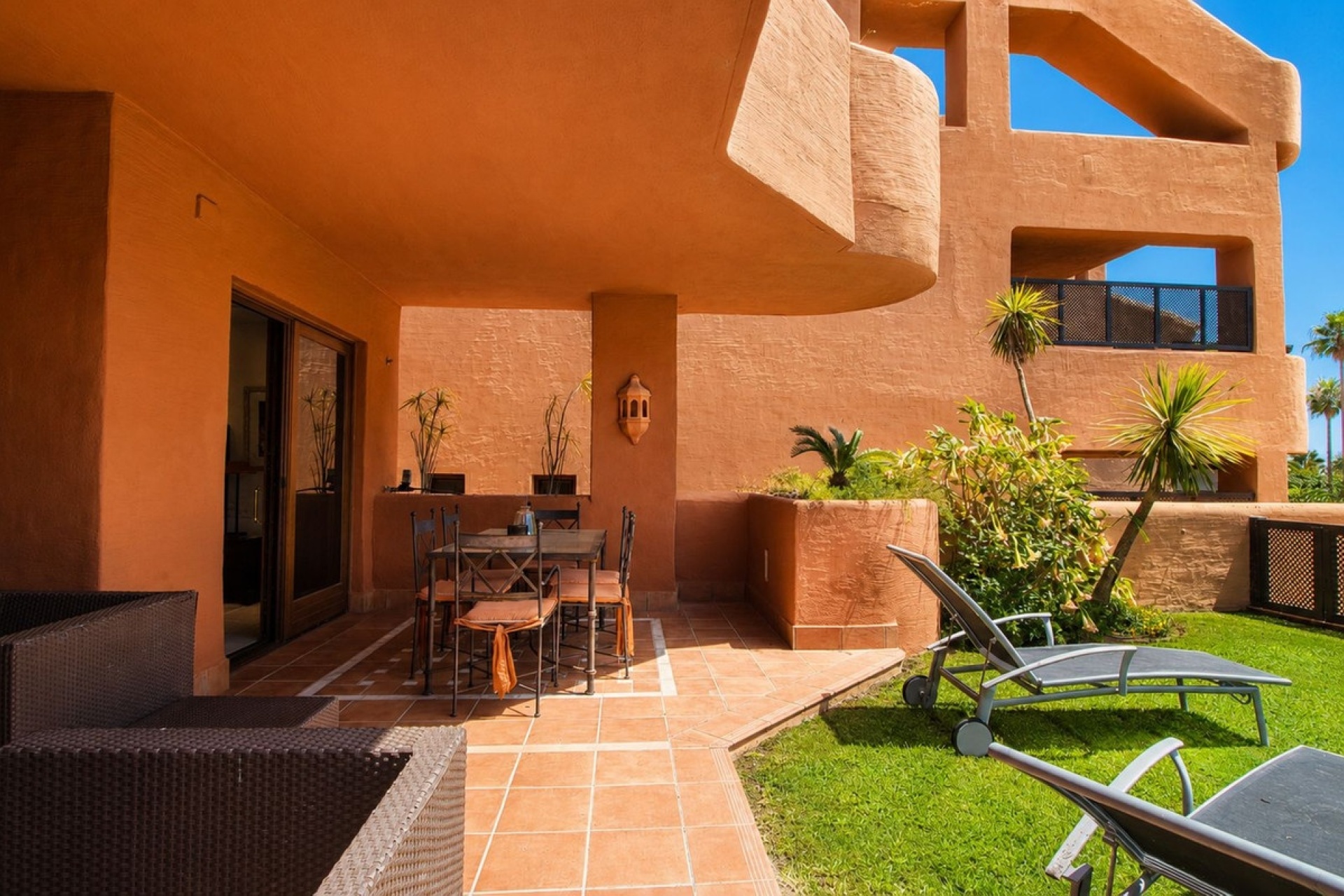 Resale - apartment - Estepona - Estepona Centro