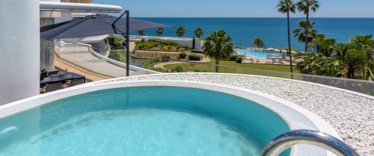 Resale - apartment - Estepona - Estepona Centro