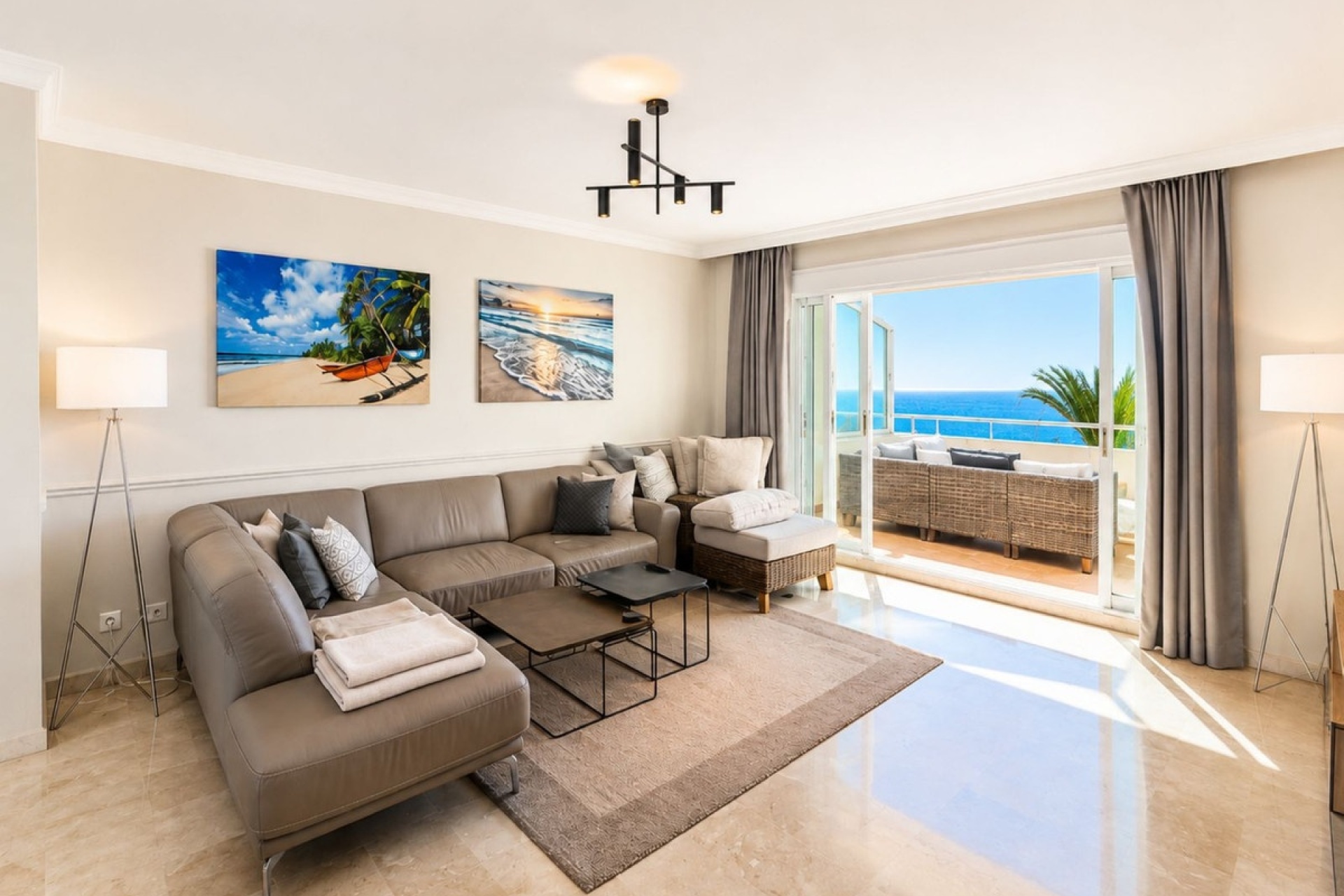 Resale - apartment - Estepona - Estepona Centro