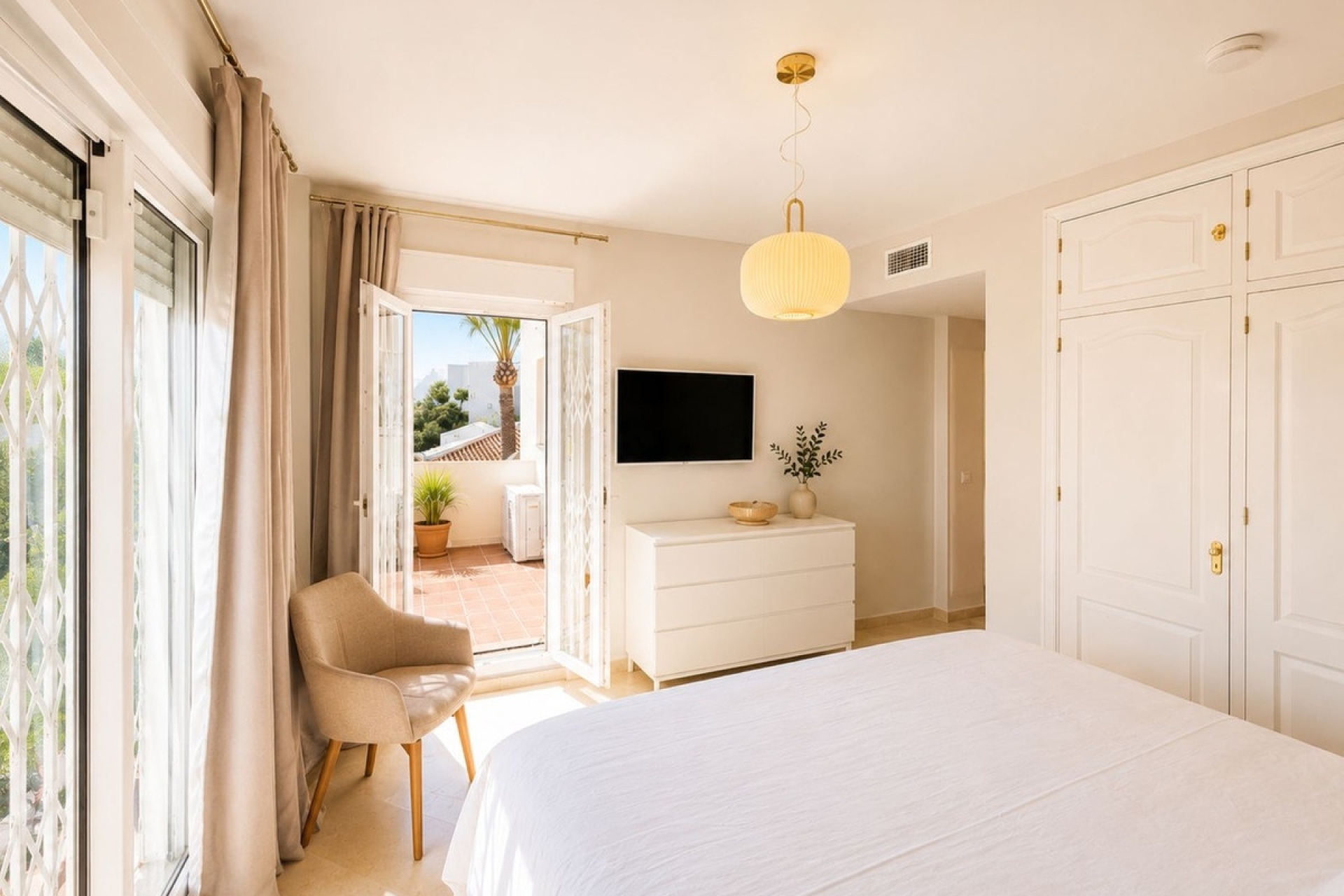 Resale - apartment - Estepona - Estepona Centro