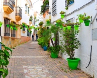 Resale - apartment - Estepona - Estepona Centro