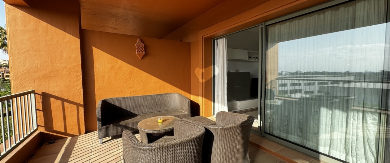 Resale - apartment - Estepona - Estepona Centro