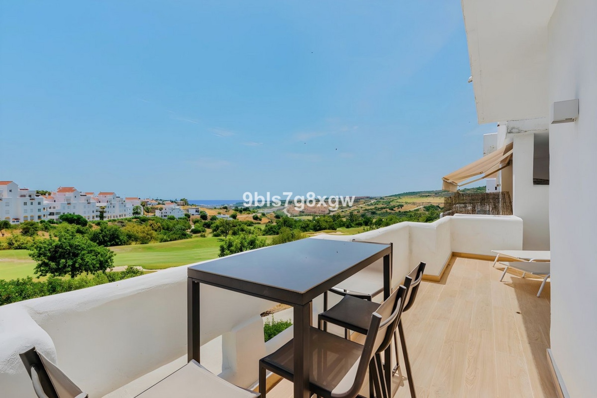 Resale - apartment - Estepona - Estepona Centro
