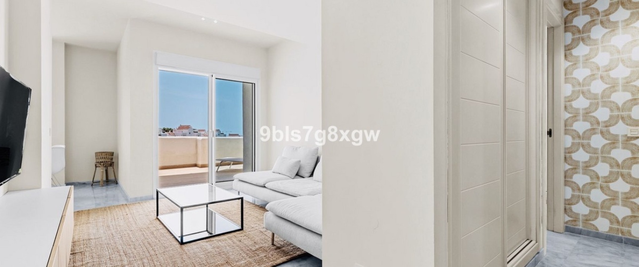 Resale - apartment - Estepona - Estepona Centro