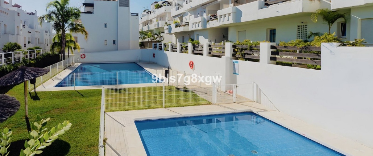 Resale - apartment - Estepona - Estepona Centro